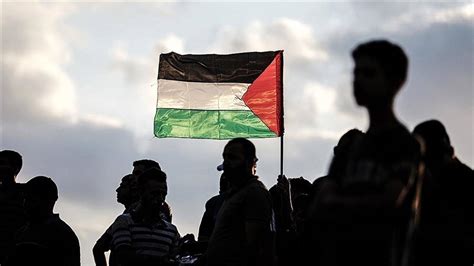 Filistinli sol partilerden “ABD ile ilişkileri dondurma” çağrısı